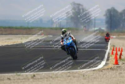 media/Jun-07-2025-TrackDaz (Sat) [[4413525952]]/A Group/2pm (Turn 9)/